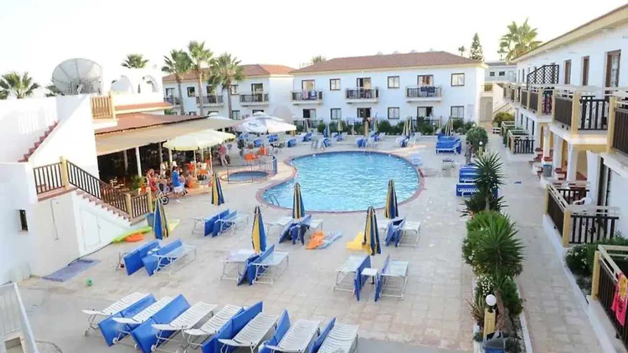 Cosmelenia Hotel Apartments