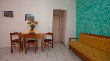 Cosmi Apartments