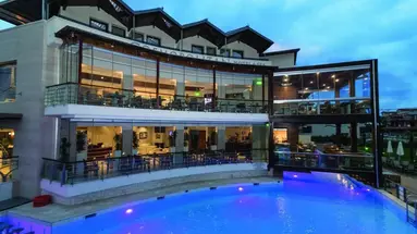 COSMOPOLITAN HOTEL & SPA