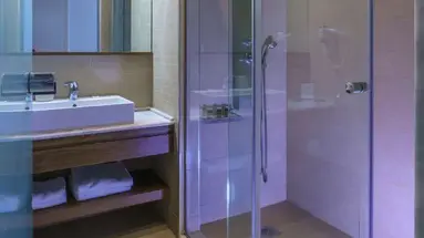 COSMOPOLITAN HOTEL & SPA