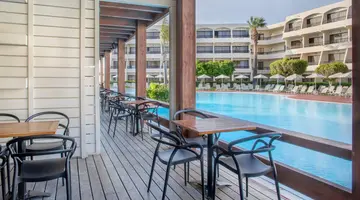 COSMOPOLITAN HOTEL