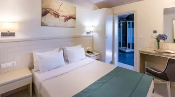 COSMOPOLITAN HOTEL
