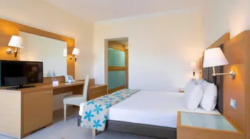 COSMOPOLITAN HOTEL