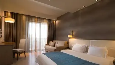 COSMOPOLITAN HOTEL