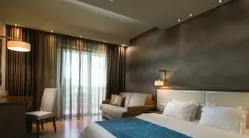 Cosmopolitan Hotel