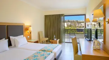 COSMOPOLITAN HOTEL