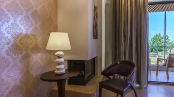 COSMOPOLITAN HOTEL