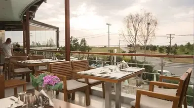COSMOPOLITAN HOTEL