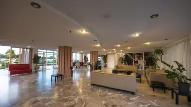 Costa Angela