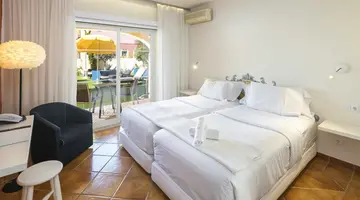 Costa D Oiro - ...