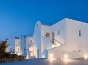 Costa Grand Resort & Spa