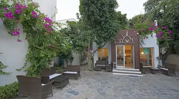 Costa Luvi Hotel