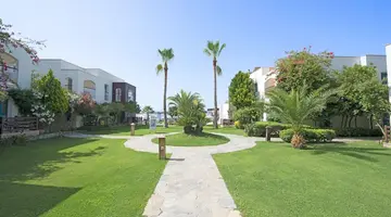 Costa Luvi Hotel