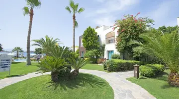 Costa Luvi Hotel