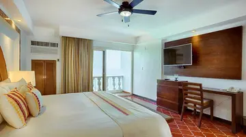 Costa Sur All Inclusive Resort