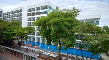 COSY BEACH HOTEL