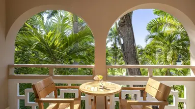 Couples Sans Souci