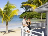 Couples Sans Souci