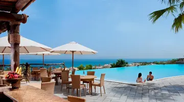 Cove Rotana Resort