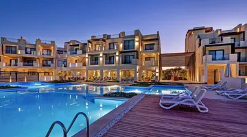 CREEK HOTEL AND RESIDENCES 