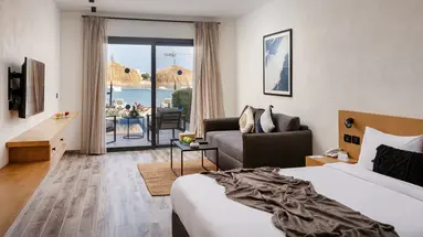 CREEK HOTEL AND RESIDENCES