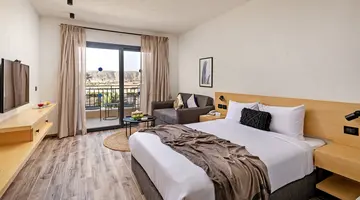 CREEK HOTEL AND RESIDENCES