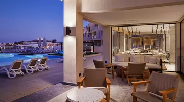 CREEK HOTEL AND RESIDENCES