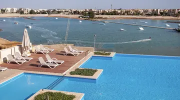 CREEK HOTEL AND RESIDENCES