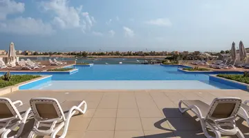 CREEK HOTEL AND RESIDENCES