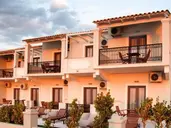 Cressida Seaside Apartments