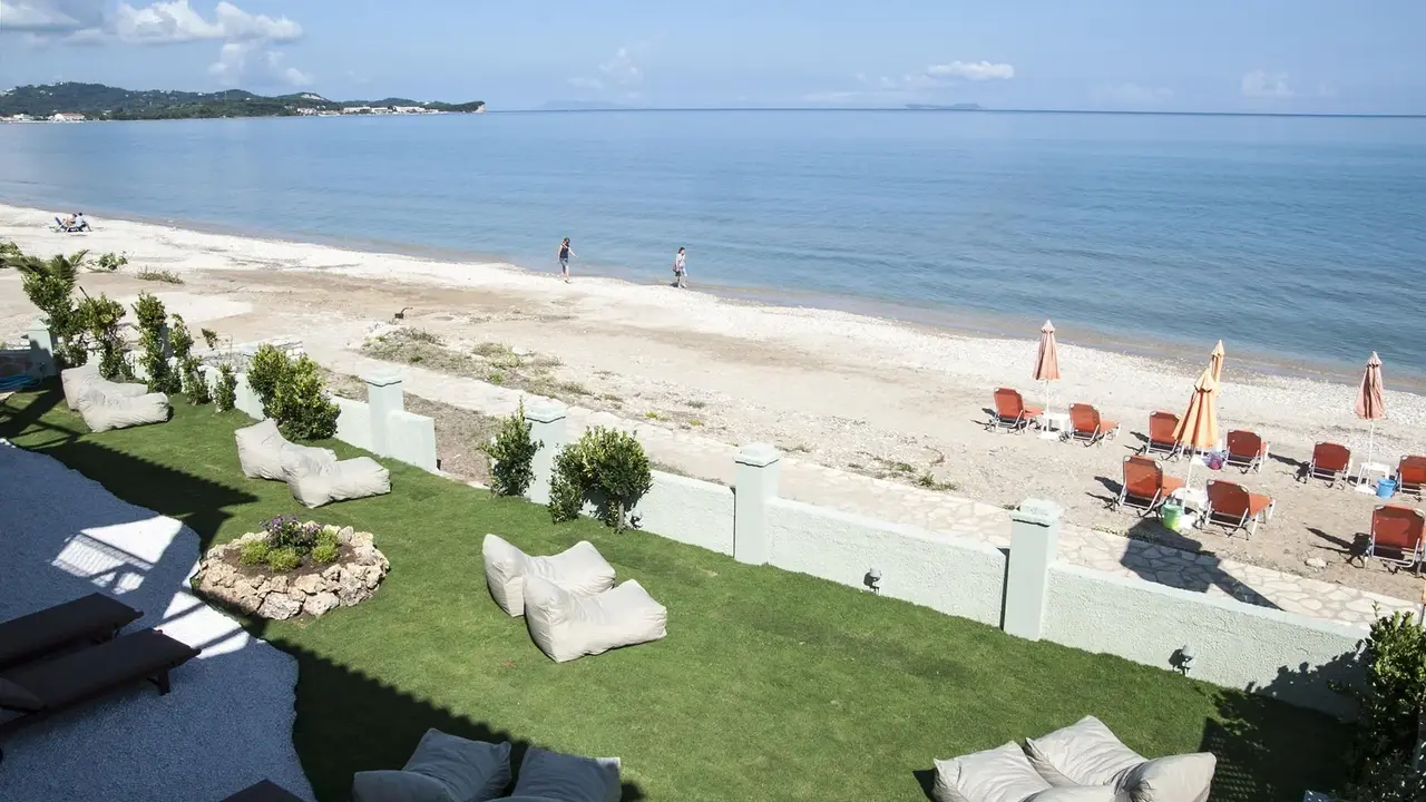 Cressida Seaside Apartments