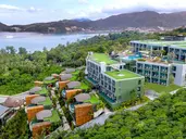 Crest Resort and Pool Villas Phuket