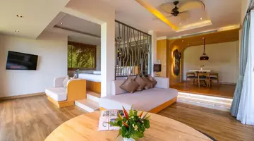 Crest Resort & Pool Villas Phuket