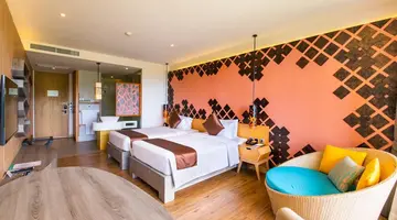 Crest Resort & Pool Villas Phuket