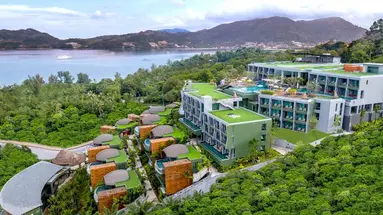 Crest Resort & Pool Villas Phuket