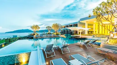 CREST RESORT & POOL VILLAS