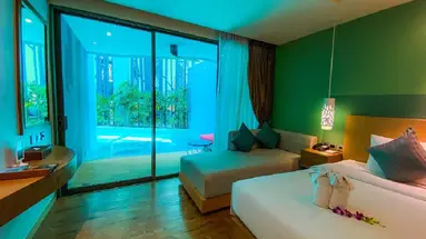 CREST RESORT & POOL VILLAS