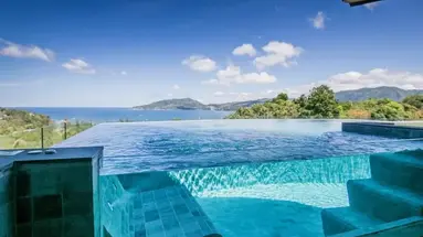CREST RESORT & POOL VILLAS