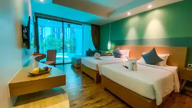 CREST RESORT & POOL VILLAS