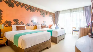 CREST RESORT & POOL VILLAS