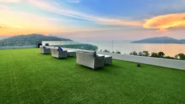 CREST RESORT & POOL VILLAS