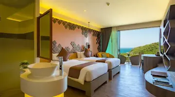 CREST RESORT & POOL VILLAS