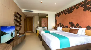 Crest Resort & Pool Villas