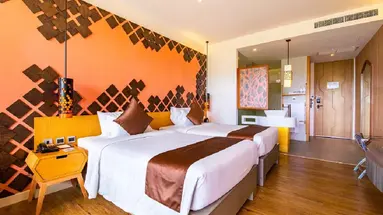 CREST RESORT & POOL VILLAS