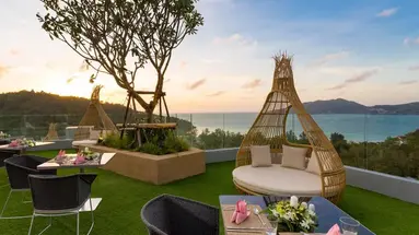 CREST RESORT & POOL VILLAS