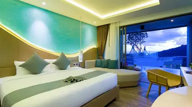 CREST RESORT & POOL VILLAS