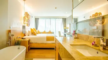 CREST RESORT & POOL VILLAS