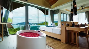 CREST RESORT & POOL VILLAS
