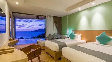 CREST RESORT & POOL VILLAS