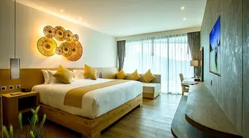 Crest Resort & Pool Villas